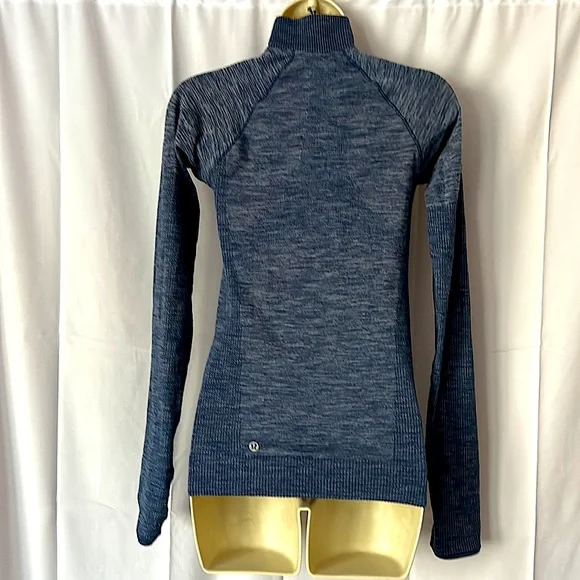 Lululemon Blue Long Sleeve Shirt Top **Size 4** - Picture 2 of 6